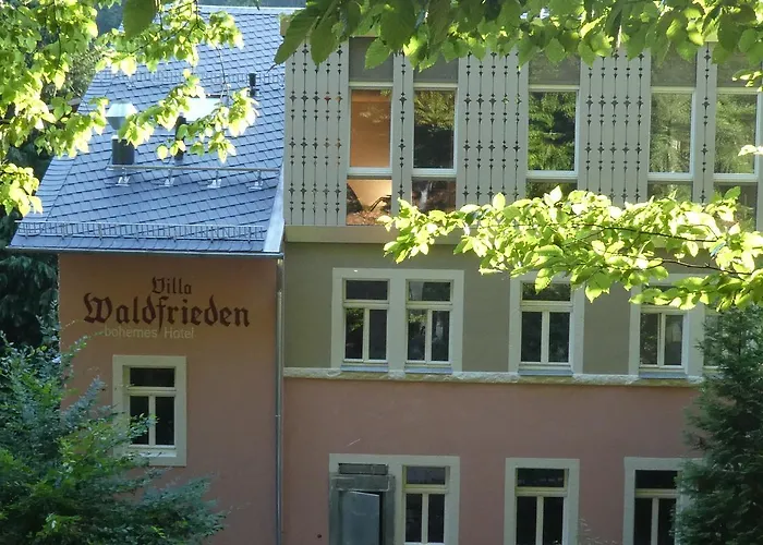 Bio-hotel Waldfrieden 4*